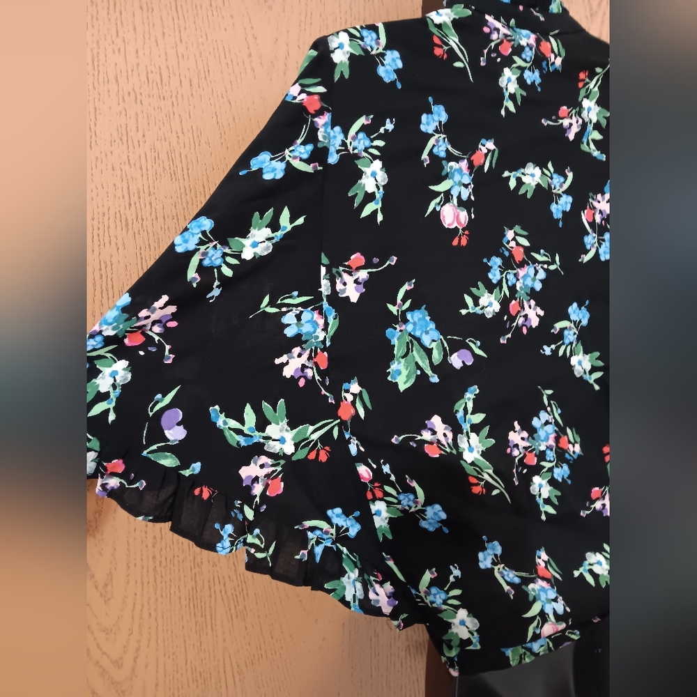 Anthropologie Maeve Aveiro Flutter-sleeved Buttondown size XS - Picture 8 of 11